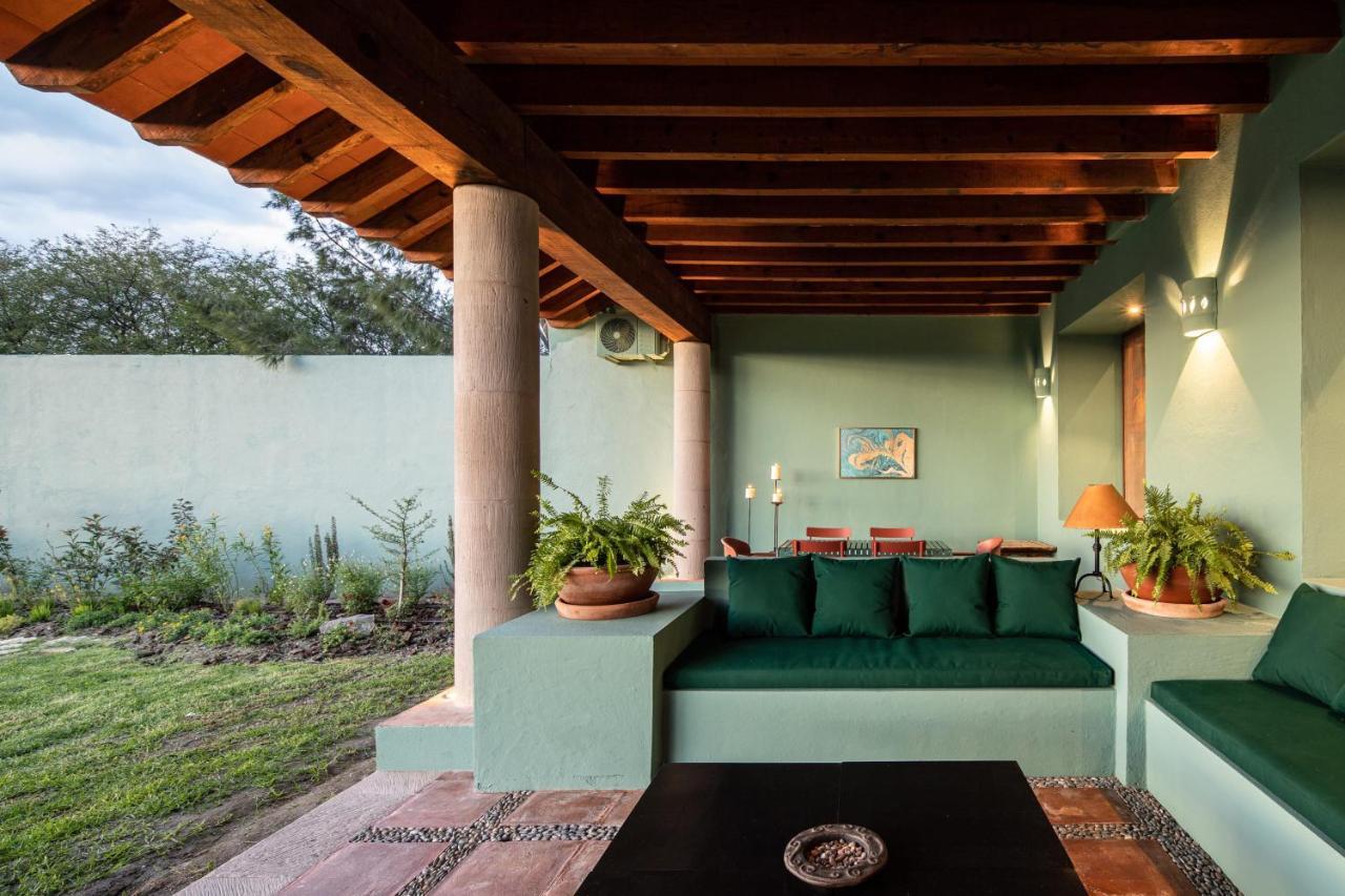 Holt Balcones Guesthouse - King Bed Room Альенде Экстерьер фото