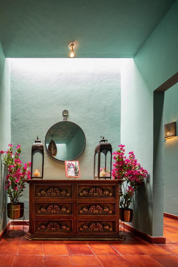 Holt Balcones Guesthouse - King Bed Room Альенде Экстерьер фото